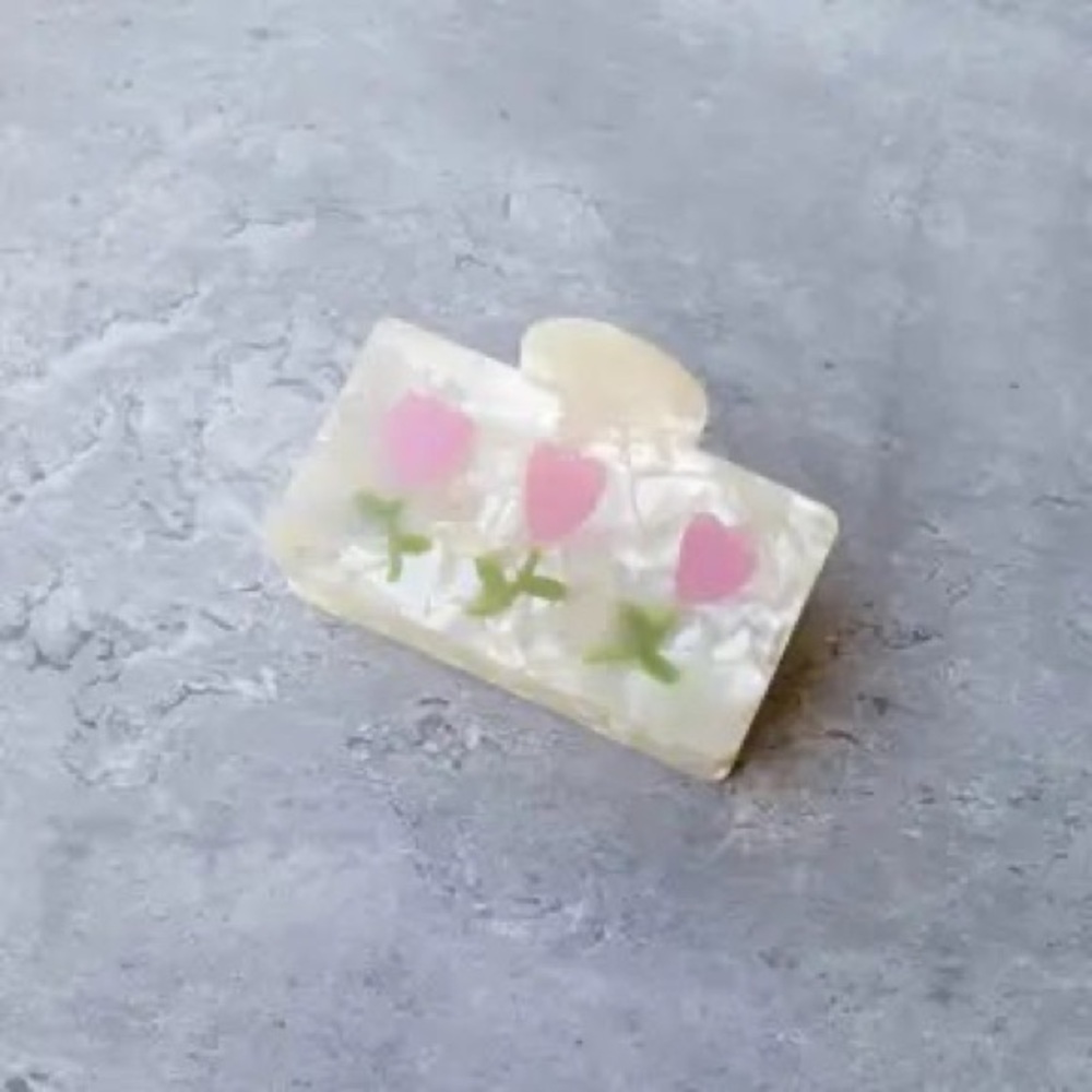 Tiepology Eco Beyond Tulip Hair Claw Clip